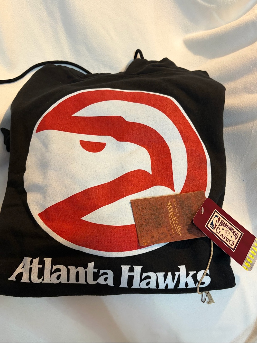 Atlanta Hawks Black & Red Pullover Hoodie - Hardwood Classics